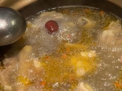-邹开喜·炭炉鸡煲·海鲜火锅(虹口足球场店)