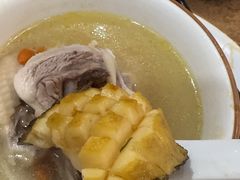 -濠轩阁特色生蚝火锅(水湾路店)