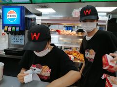 -华莱士炸鸡汉堡(重庆邮电大学店)
