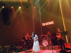 -TZ House音乐现场(来福士中心店)