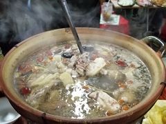-威邵鸡煲(西华路总店)