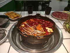 -扎起市井老火锅(乐山总店)