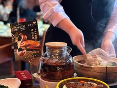 -蝴蝶里·粤菜·点心(滨江龙湖店)