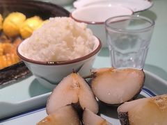 东北冻梨-鱼窝棚柴火铁锅炖(富山屯店)