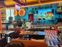 -Famous肥猫墨西哥音乐餐吧(五棵松华熙LIVE店)