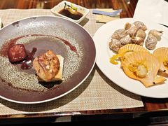 -广州万富希尔顿酒店·感趣自助餐厅·金秋蟹宴生蚝海鲜刺身烧烤