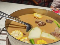 -肥仔文澳门猪骨煲(南京西路店)