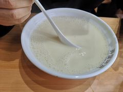 -弄堂咪道-饭香·面香·馄饨香(兴梅店)