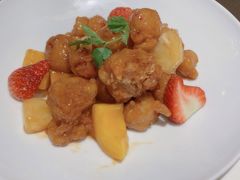 菠萝咕噜肉-有璟阁港式餐厅(国贸商城店)
