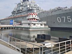 -泰达航母主题公园