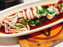 葱油南澳鱿鱼-炆艺乳鸽·煲仔饭大排档(望京来广营店)