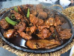 -八两八金·莱芜特色炒鸡(市南漳浦路店)