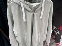 -lululemon(比斯特购物村店)