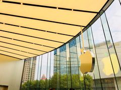 -Apple零售店(新街口店)