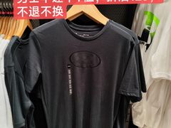 -UNDER ARMOUR(新燕莎奥莱店)