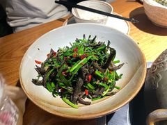 -吃饭皇帝大土家民族菜(荟聚店)