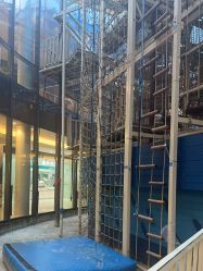 -PIPIKINGDOM皮皮王国欢乐号(欢乐海岸购物中心店)