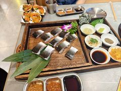 -围炉肉舍•炭烤活鳗•丹东海鲜烤肉(步行街店)