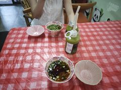 -两角签串串香十一年老字号(机场路店)