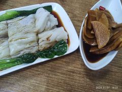 -广东小美食(果戈里大街店)