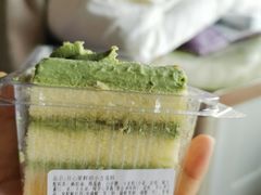 -红宝石·鲜奶小方·海派西点房(金杨店)
