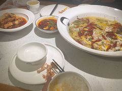 -江渔儿酸菜鱼(奥园广场金发购物中心店)