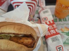 -肯德基(尖岭万达店)