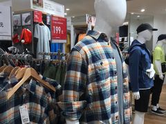 -优衣库(上海虹口龙之梦店)