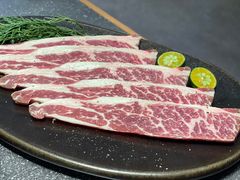 -草家酱蟹炭火烤肉店(珲春南路一店)