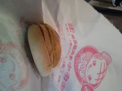 -好好味港式菠萝包(師大夜市 港式甜品 手工麵包 港式下午茶 專業烘焙 港式茶飲 菠蘿專賣 特調飲品 外送 精緻下午茶)