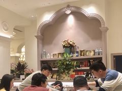 -沙龙酒家
