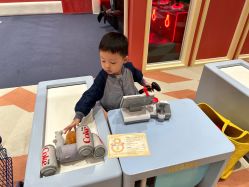 -奈尔宝家庭中心·亲子餐厅(鄞州万达店)