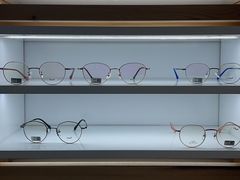 -罗伯特眼镜·蔡司官方授权(罗湖国贸店)