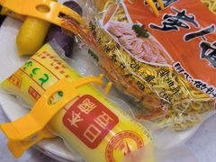 -围辣串串小火锅(李家村万达广场店)