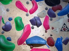 -问山MountQuest攀岩馆