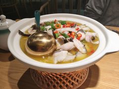 藤椒黑鱼片-呷湘厨·鱼汤捞饭·剁椒鱼头·辣椒炒肉(国家会展中心店)