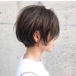-AYO SALON