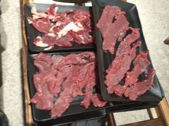 -潮牛宴·鲜牛肉自助火锅烤肉(龙岩新罗万达店)