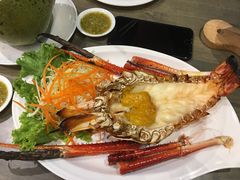 -The Dishes Seafood & Restaurant
