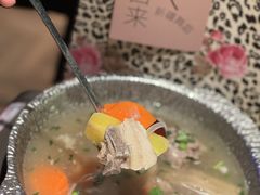 -耶里夏丽·丝路国际新疆菜·清真食品(徐汇南丹东路臻选店)