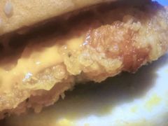 -麦当劳(民盈·国贸城店)