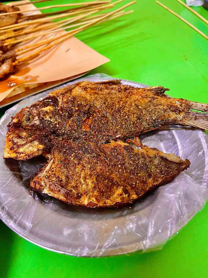 老崔烧烤-"弟妹没吃过老崔烧烤,但是一直听说这家不错.