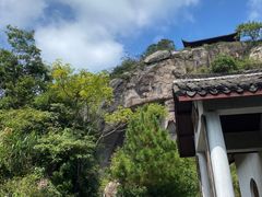 -伍山海滨石窟