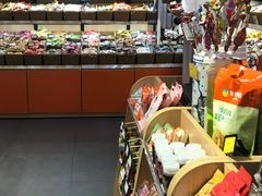 零售区-来伊份(香积寺路店)