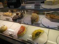 -Nadeje(Plaza Mahkota)