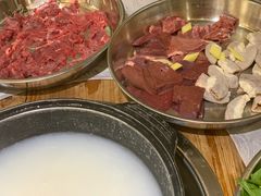 牛展肉-丰尔粥食·粥底火锅·桑拿鸡(大良总店)