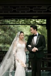 -喜爱高定婚纱摄影