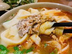 猪肘汤面-亮亮面馆(经六路店)