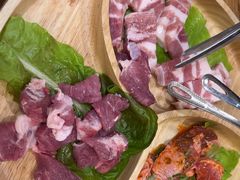 -青瓦餐厅·生鱼片·韩园烤肉(西塔店)