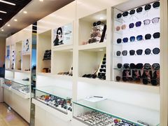 -明月眼镜(三坝店)